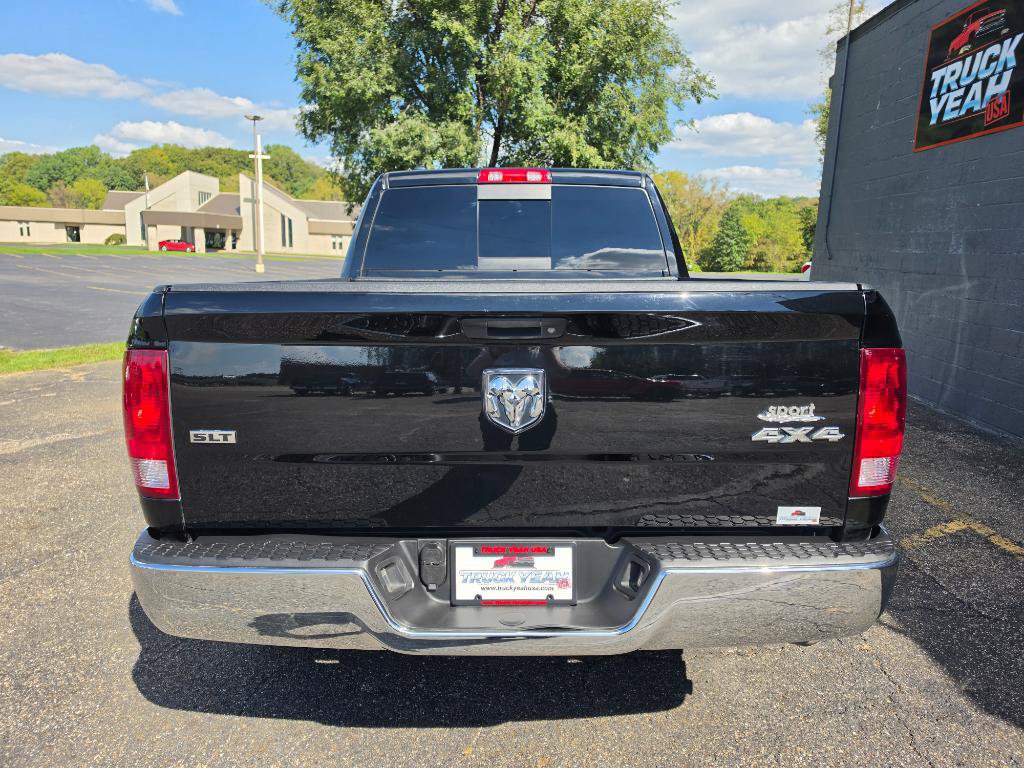 Used 2018 RAM 1500 Classic SLT AWD/4WD image 4