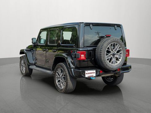 Used 2024 Jeep Wrangler High Altitude AWD/4WD image 5