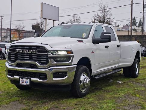 New 2026 RAM 3500 Tradesman image 4
