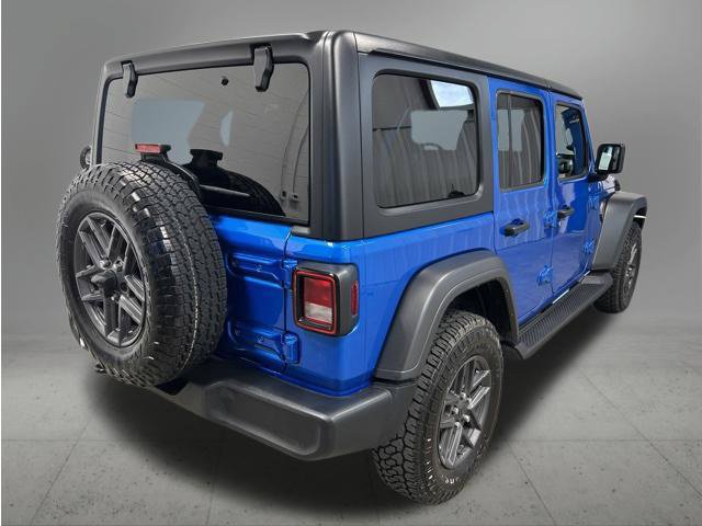 Used 2025 Jeep Wrangler Unlimited Sport AWD/4WD image 5