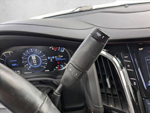 Used 2017 Cadillac Escalade Premium Luxury image 11