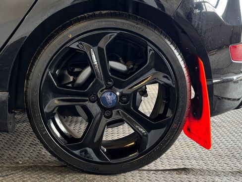Used 2016 Ford Fiesta ST image 8