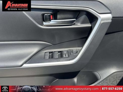 Certified 2025 Toyota RAV4 XLE AWD/4WD image 19