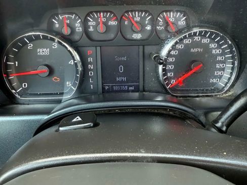 Used 2018 Chevrolet Silverado 3500 W/T w/ WT Convenience Package image 17