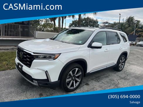 Used 2025 Honda Pilot Elite image 1
