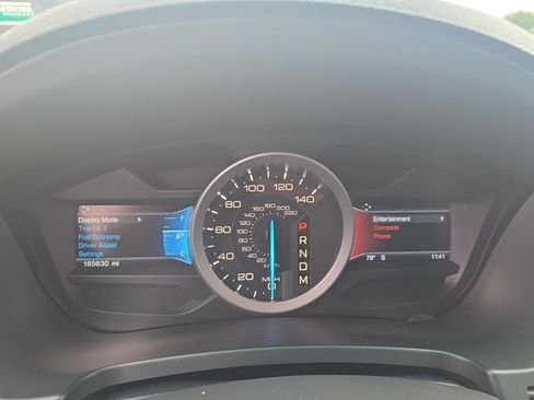 Used 2015 Ford Explorer XLT w/ Equipment Group 202B AWD/4WD image 12
