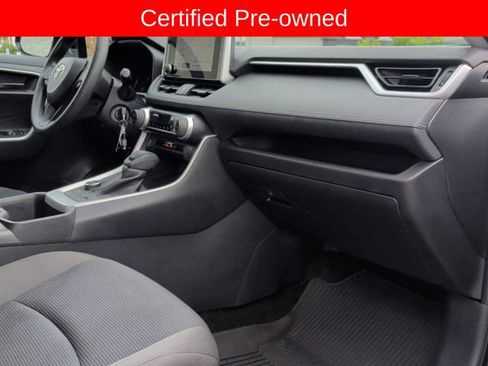 Certified 2025 Toyota RAV4 LE AWD/4WD image 28