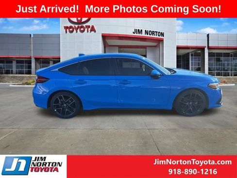 Used 2024 Honda Civic Sport Touring image 6