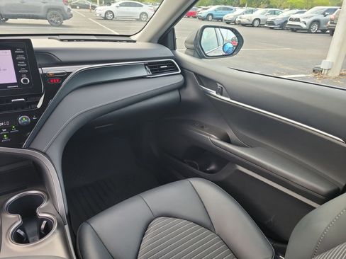 Certified 2024 Toyota Camry SE FWD image 17