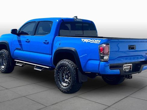 Used 2021 Toyota Tacoma TRD Off-Road w/ Technology Package AWD/4WD image 11
