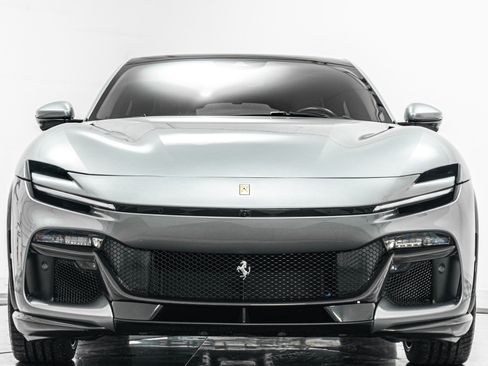 Used 2025 Ferrari Purosangue AWD/4WD image 4