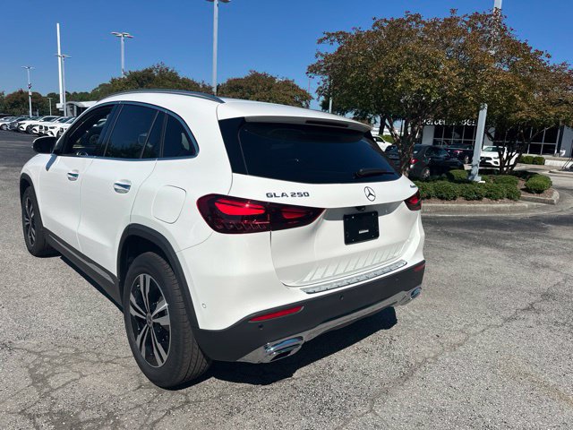 Used 2026 Mercedes-Benz GLA 250 4MATIC image 4