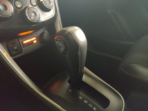 Used 2019 Chevrolet Trax LT w/ LT Convenience Package FWD image 26