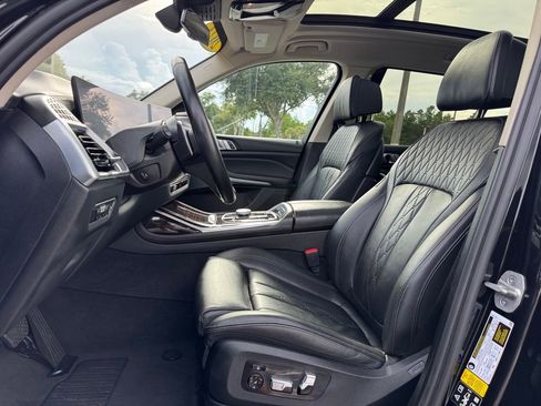 Used 2023 BMW X7 xDrive40i image 15