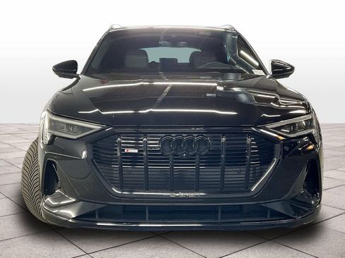 Used 2023 Audi e-tron Chronos w/ Chronos Package image 3