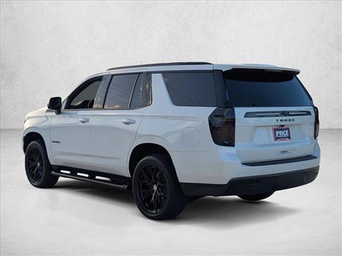 Used 2021 Chevrolet Tahoe Z71 w/ Luxury Package AWD/4WD image 8