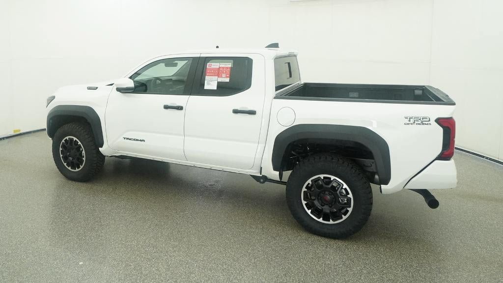 New 2026 Toyota Tacoma TRD Off-Road w/ TRD Off Road Upgrade Package AWD/4WD image 4