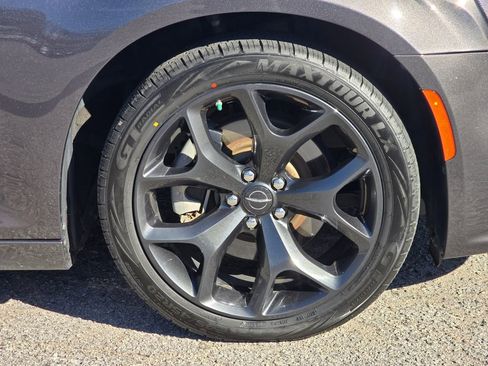 Used 2022 Chrysler 300 S w/ Comfort Group image 21