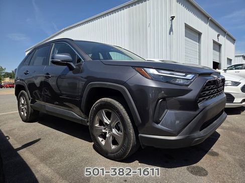 Used 2023 Toyota RAV4 XLE w/ Convenience Package FWD image 2