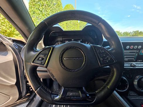 Used 2017 Chevrolet Camaro SS RWD image 20