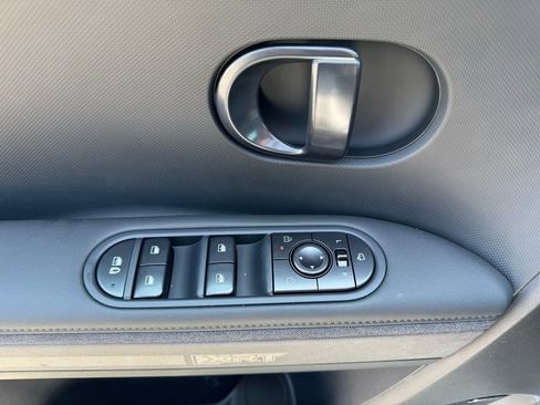 New 2025 Hyundai Ioniq 5 XRT image 16
