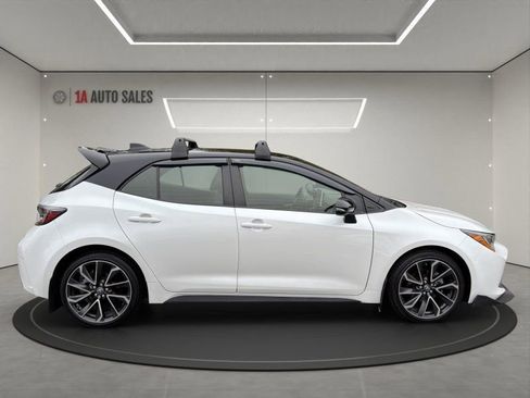 Used 2022 Toyota Corolla XSE image 6