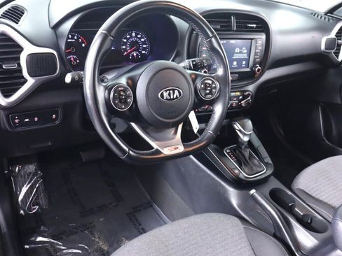 Used 2020 Kia Soul GT-Line FWD image 9