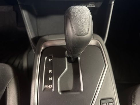 Used 2025 Subaru Crosstrek 2.0i Premium image 20