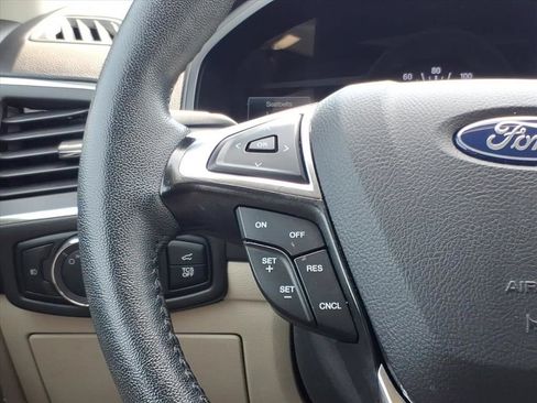 Used 2024 Ford Edge Titanium AWD/4WD image 13