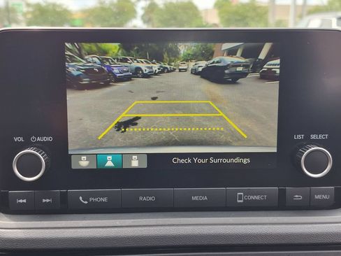 Used 2025 Honda Accord LX image 17