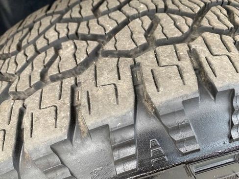 Used 2025 Ford F150 XLT w/ Equipment Group 302A MID image 19