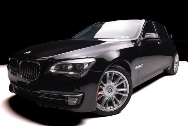 Used 2013 BMW 760Li RWD image 17