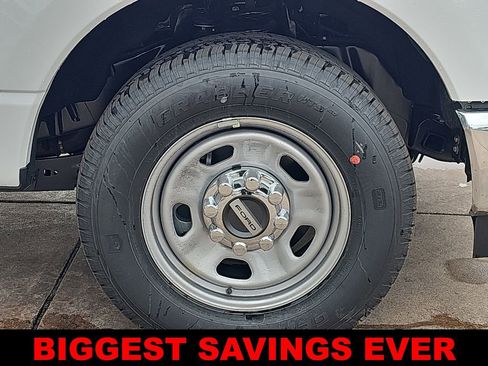 New 2025 Ford F350 XL w/ XL Chrome Package RWD image 40