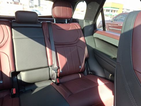 Used 2024 Land Rover Range Rover Sport Dynamic SE image 17