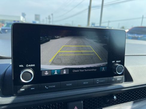 Used 2025 Honda CR-V Sport image 13