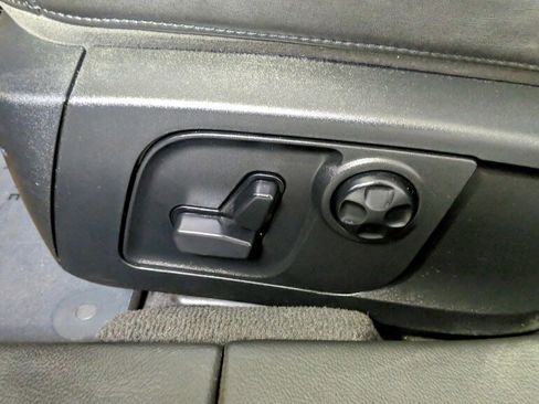 Used 2017 Maserati Quattroporte S GranSport image 29