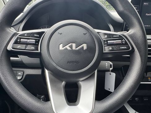 Used 2023 Kia Seltos LX AWD/4WD image 23