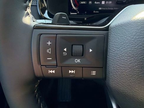 New 2026 Nissan Pathfinder Platinum AWD/4WD image 26