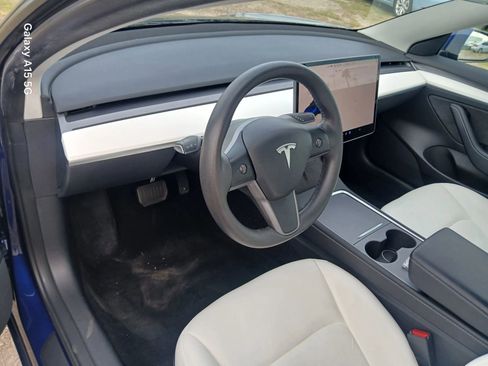 Used 2023 Tesla Model 3 Standard Range RWD image 7