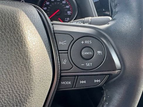 Used 2022 Toyota Camry XSE FWD image 16