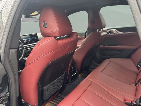 Used 2023 BMW i4 eDrive35 w/ Premium Package image 30