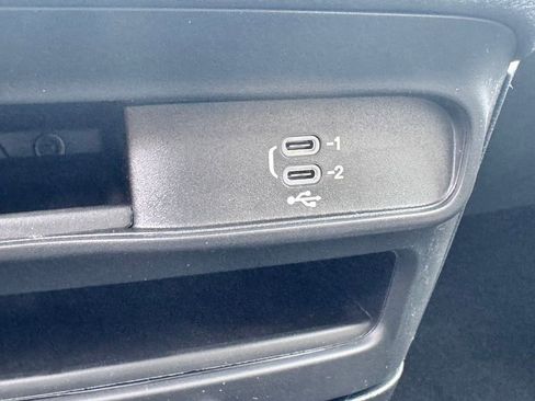 New 2026 Chrysler Pacifica Select image 21