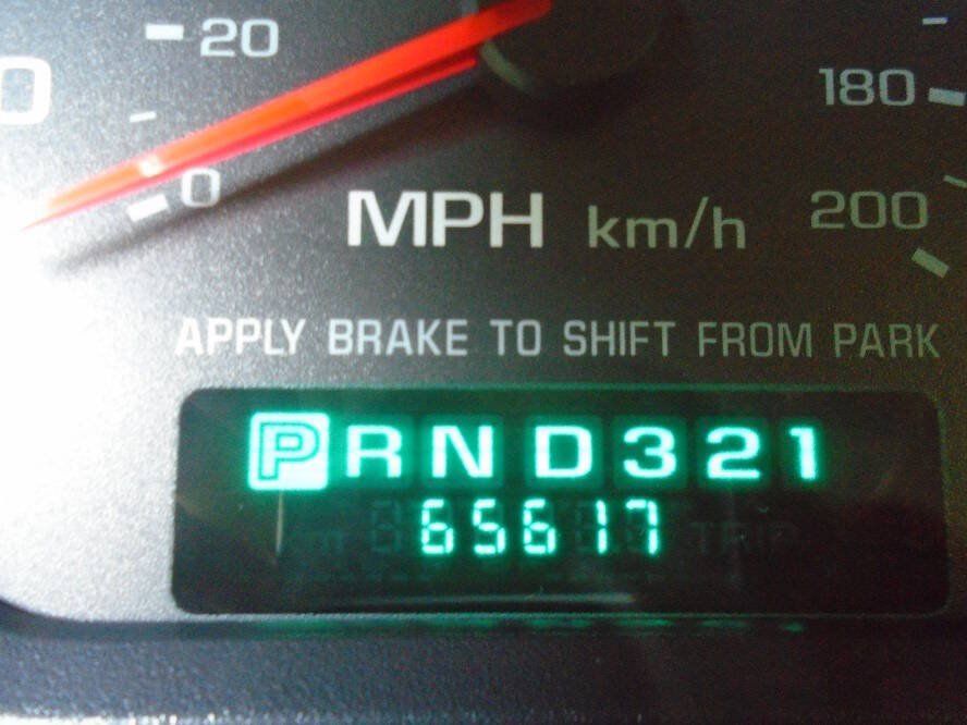 Used 2001 Chevrolet Impala w/ Preferred Equipment Group FWD image 9