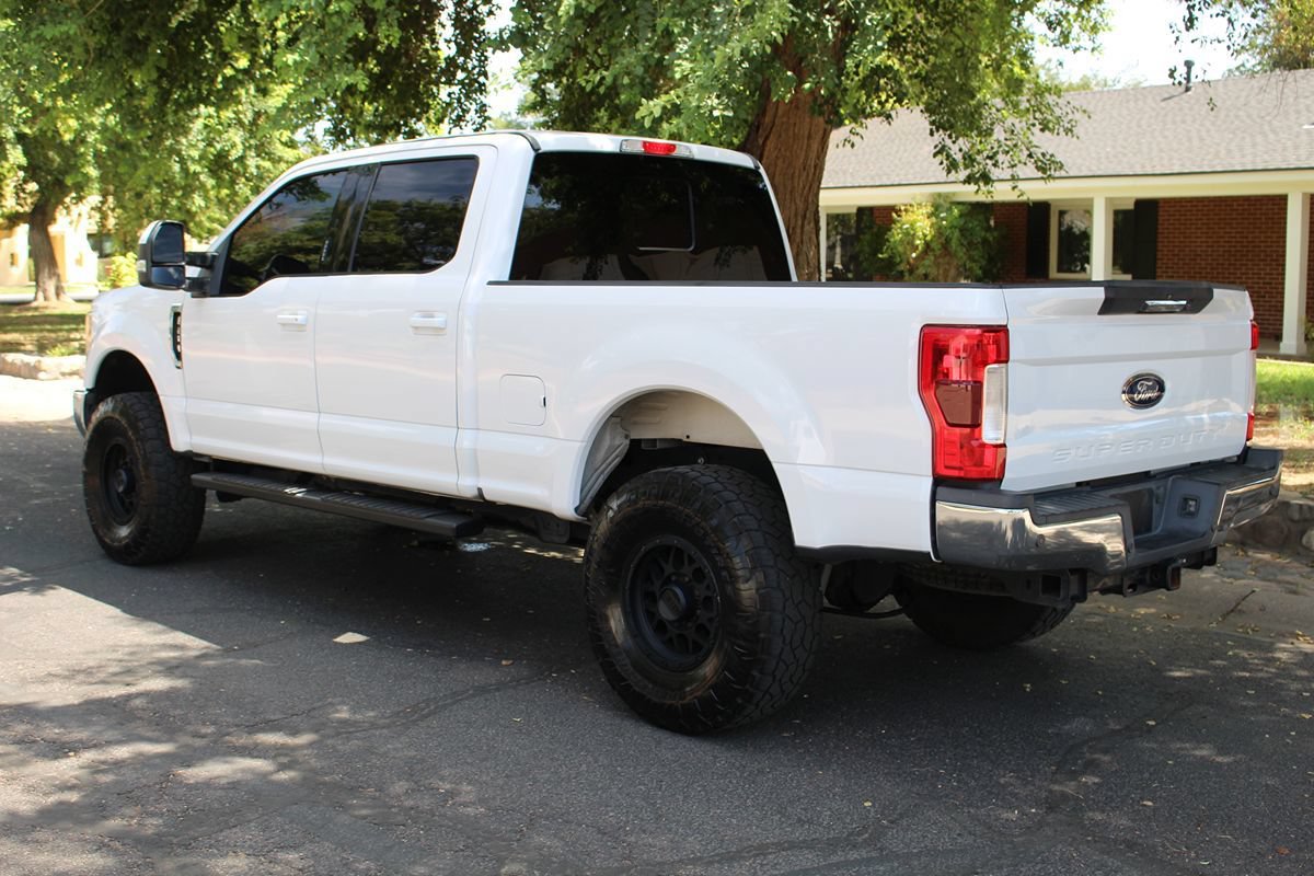 Used 2017 Ford F250 Lariat w/ Lariat Value Package AWD/4WD image 41