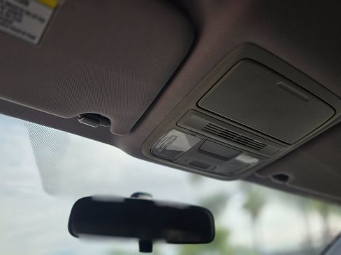 Used 2015 Honda Accord Sport image 40