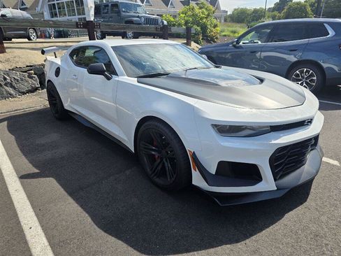 Used 2018 Chevrolet Camaro ZL1 RWD image 1