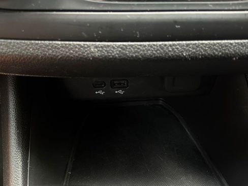 Used 2025 Buick Envista Preferred FWD image 27