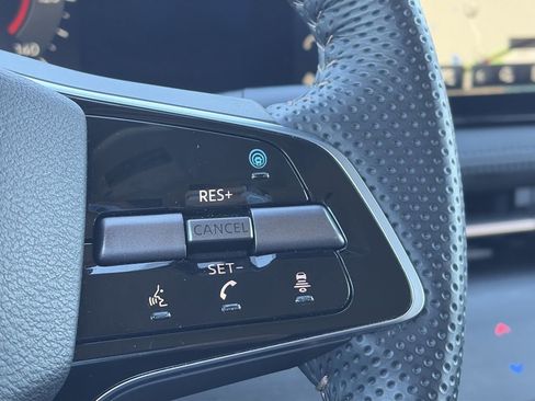 Certified 2023 Nissan Ariya FWD image 22