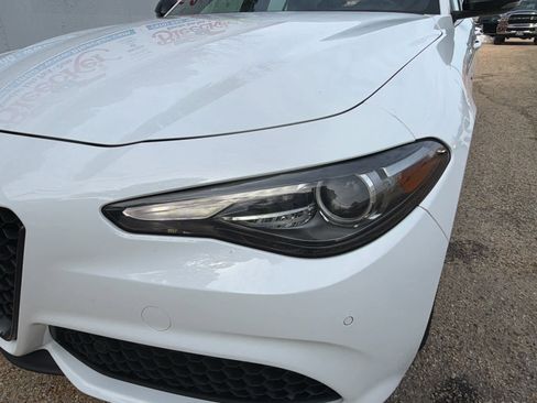 Used 2023 Alfa Romeo Giulia Veloce image 9