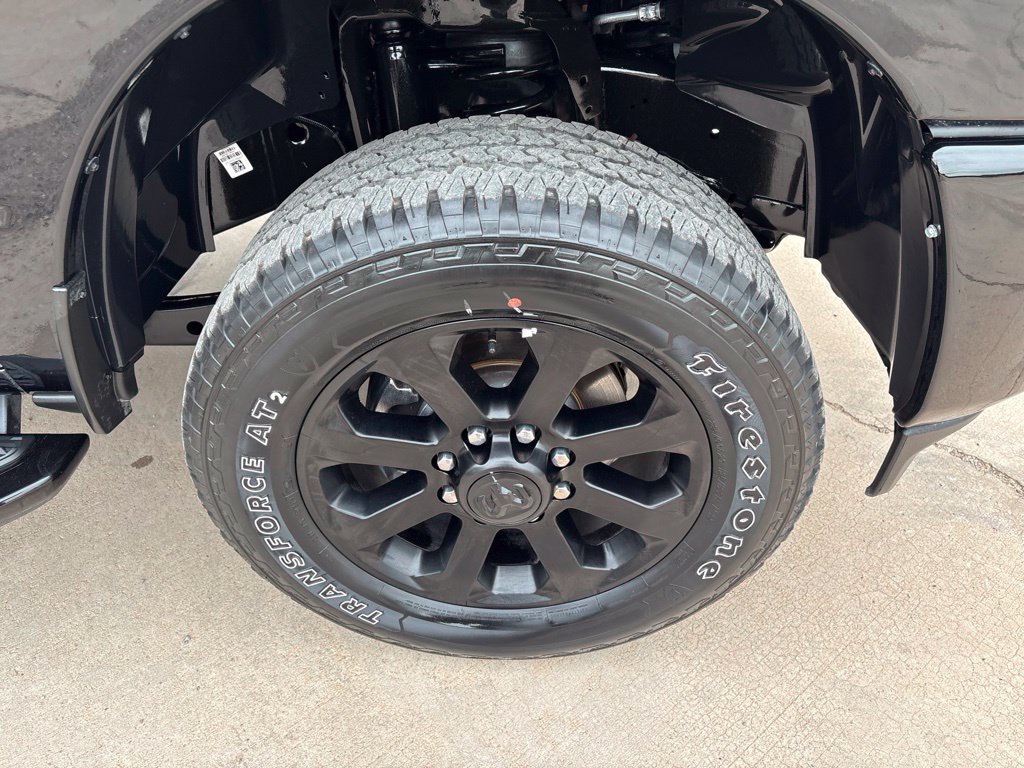 Used 2025 RAM 2500 Big Horn AWD/4WD image 12
